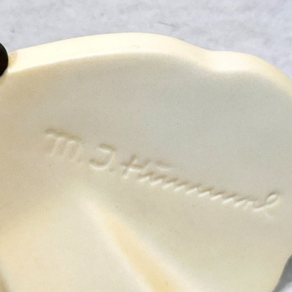 Goebel Hummel #900 Merry Wanderer Plaque w/Bee - Exclusive 1999 - Picture 9 of 12